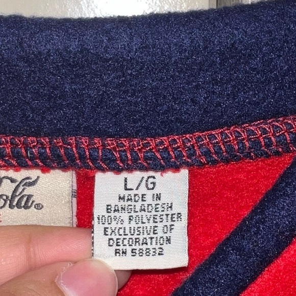 Coca Cola Red V-Neck Fleece Sweatshirt Size Large - Picture 2 of 7